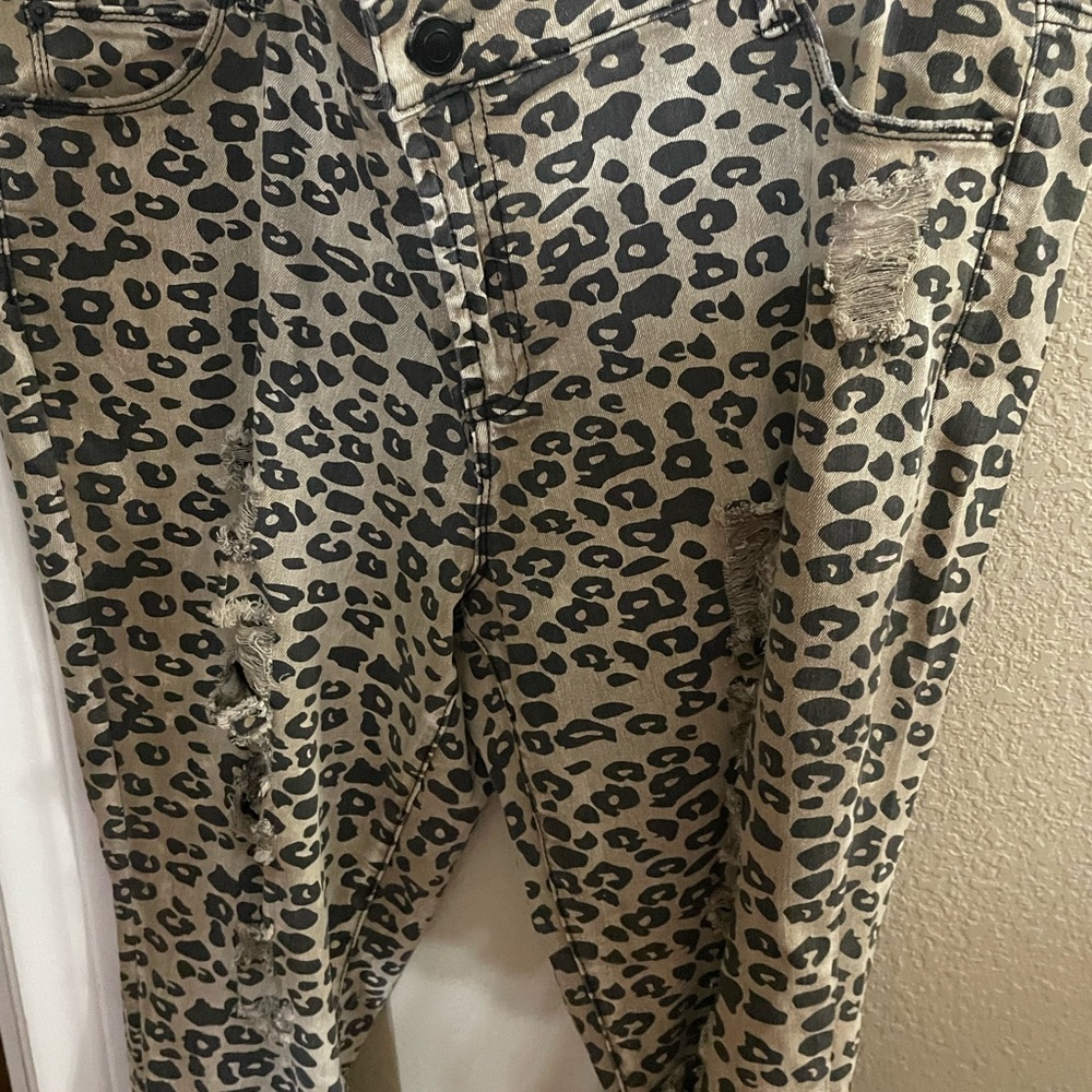 Loralette Animal Print Jeans in Black and Tan